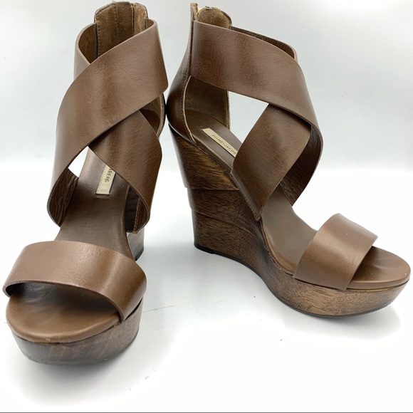 Diane Von Furstenberg Opal Brown Leather Wooden Wedges! size 7M! Worn Only Once! - Picture 4 of 16